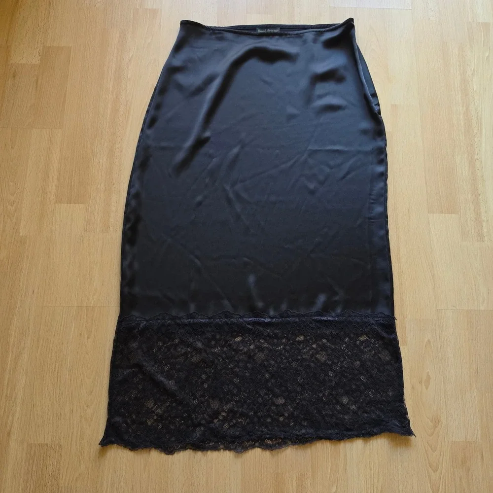 House of Harlow 1960 Black Satin Lace Trim Midi Slip Skirt Womens Size Medium - Picture 2 of 8